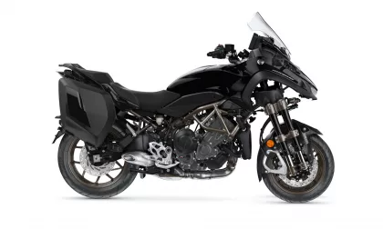 Black Yamaha Niken sport-touring motorcycle with side panniers, isolated on white; front dual-wheel setup visible and glossy black bodywork
