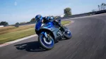 2024-yamaha-yzf-r125-eu-icon_blue-action-004-03-jpg.webp | q2moto