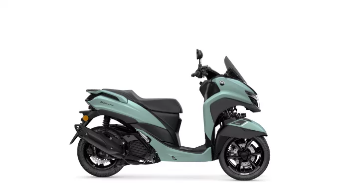 Two-tone teal Yamaha scooter shown in profile, displaying both front and rear sections on a white background.